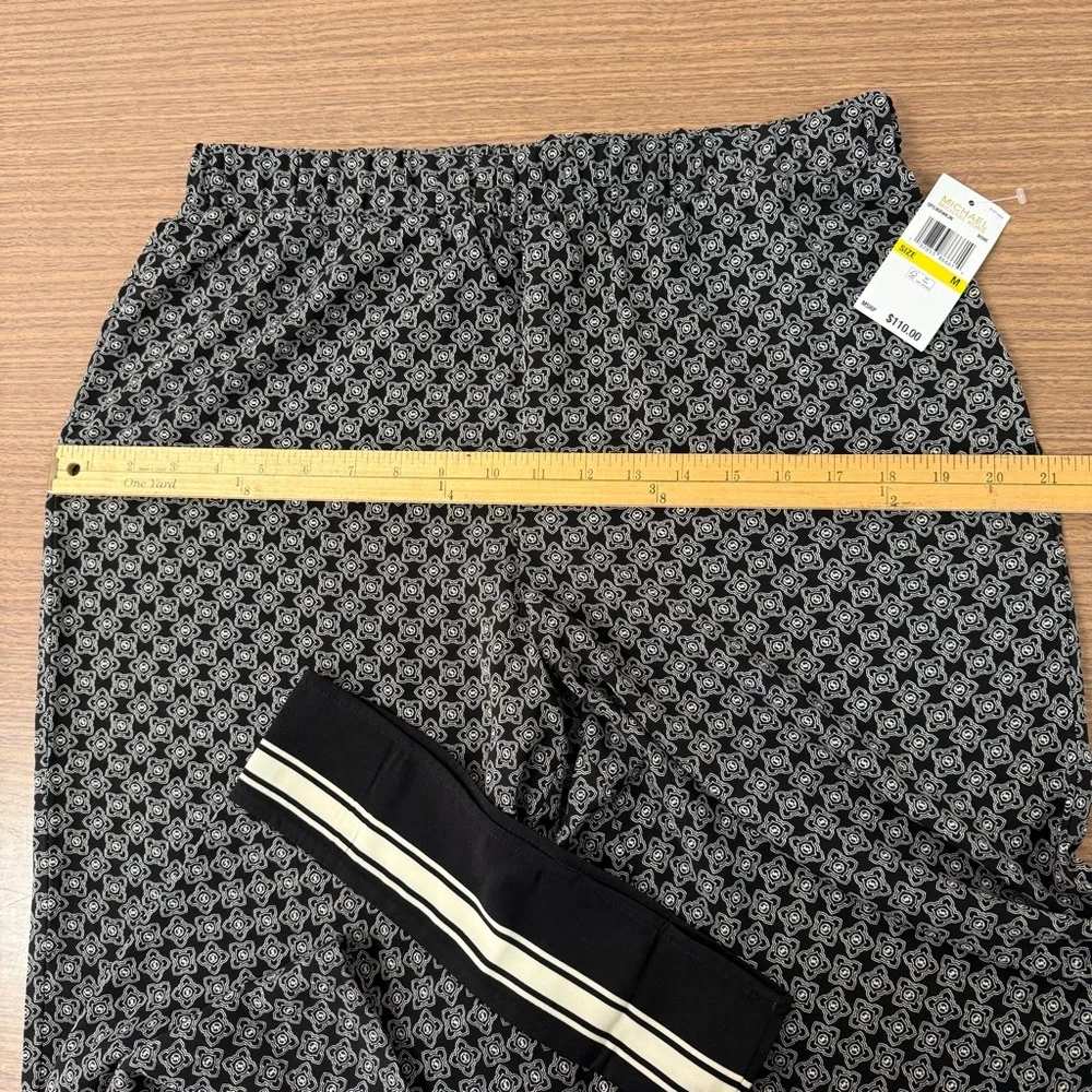 Michael Kors Black and cream pants